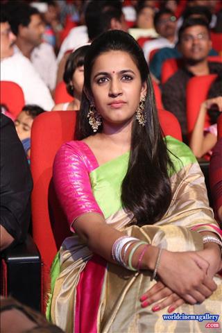 Niharika Stills at Oka Manasu Movie