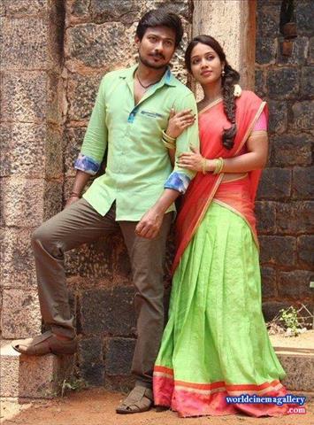 Nivetha Pethuraj Stills in Podhuvaga En Manasu Thangam Movie