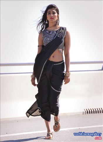 Pooja Hegde Hot Stills at Duvvada Jagannadham DJ Movie