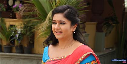 Poonam Bajwa Hot Saree Stills