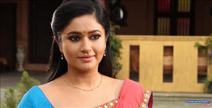 Poonam Bajwa Hot Saree Stills