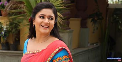 Poonam Bajwa Hot Saree Stills