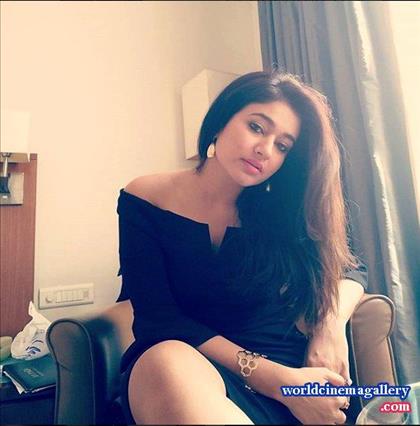 Poonam Bajwa Latest Stills - World Cinema Gallery