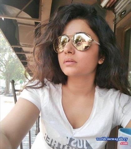 Poonam Bajwa Latest Stills - World Cinema Gallery