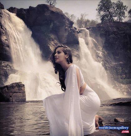 Raai Lakshmi Neeya 2 Movie Stills - World Cinema Gallery