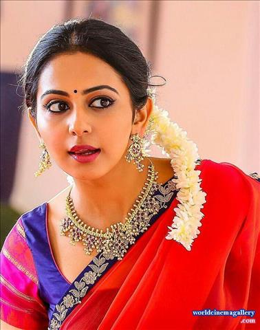 Rakul Preet Singh in Rarandoi Veduka Chuddam Movie Stills - World Cinema Gallery