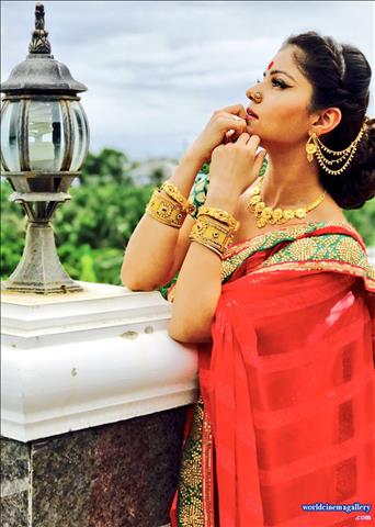 Rubina Dilaik Hot Stills