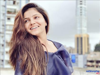 Rubina Dilaik Hot Stills