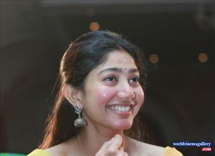 Sai Pallavi karu Movie Stills