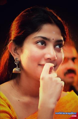 Sai Pallavi karu Movie Stills