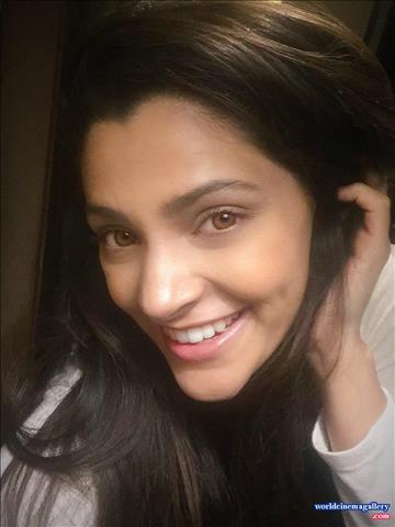 Saiyami Kher Hot Stills