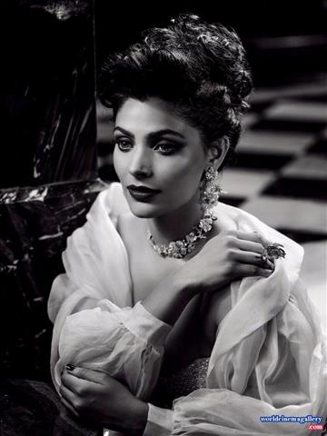 Saiyami Kher Hot Stills