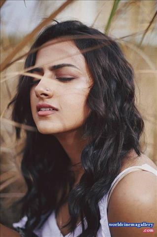 Shraddha Srinath Hot Stills
