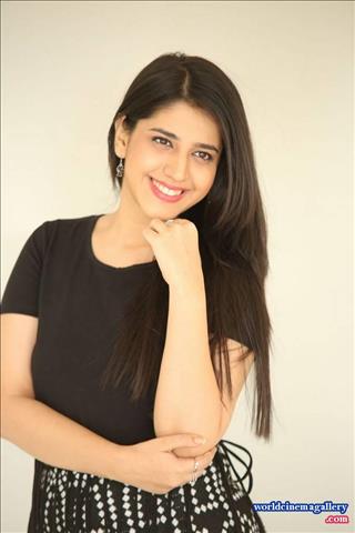 Simran Pareenja Stills