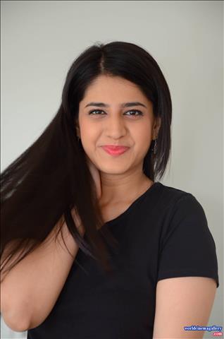 Simran Pareenja Stills