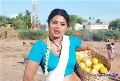 Swathi Varma Hot Stills in Veerachozhan Movie - World Cinema Gallery