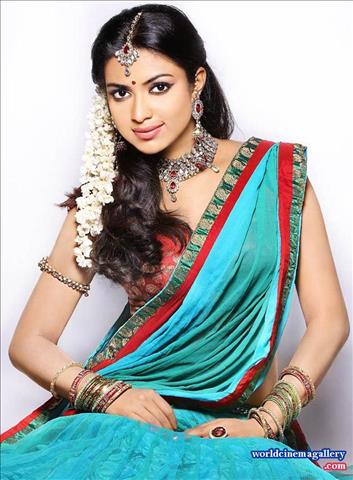 Actress in Bridal look