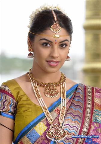 Actress in Bridal look