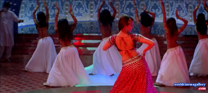 Aishwarya Rai in Kajra Re Item Songs from Bunty Aur Babli Movie