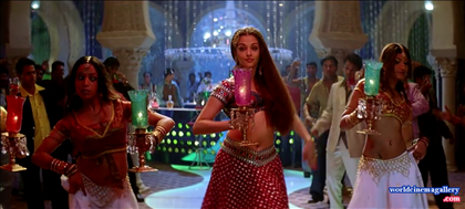 Aishwarya Rai in Kajra Re Item Songs from Bunty Aur Babli Movie
