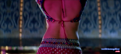 Aishwarya Rai in Kajra Re Item Songs from Bunty Aur Babli Movie