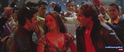 Aishwarya Rai in Kajra Re Item Songs from Bunty Aur Babli Movie