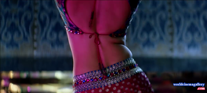 Aishwarya Rai in Kajra Re Item Songs from Bunty Aur Babli Movie