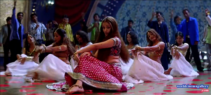 Aishwarya Rai in Kajra Re Item Songs from Bunty Aur Babli Movie