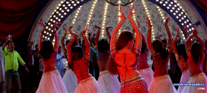 Aishwarya Rai in Kajra Re Item Songs from Bunty Aur Babli Movie