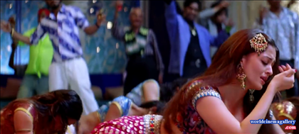 Aishwarya Rai in Kajra Re Item Songs from Bunty Aur Babli Movie