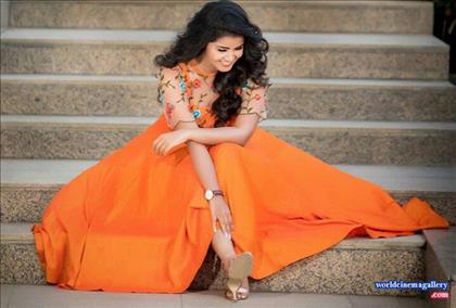 Anupama Parameswaran Vishu Celeration in Kerala Saree stills