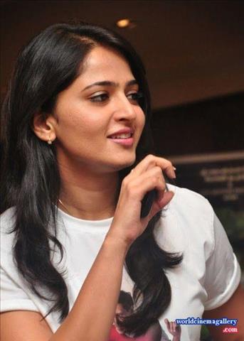 Anushka shetty Hot Stills