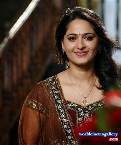 Anushka shetty Hot Stills