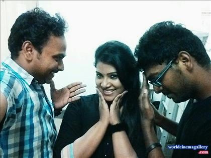 Dhivya Dhuraisamy TV anchor