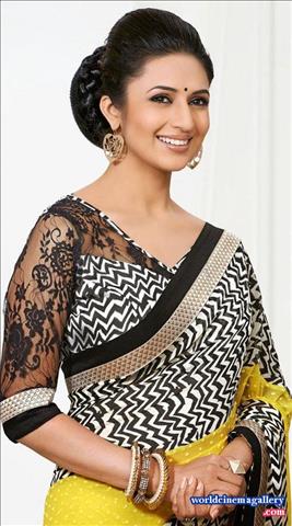 Divyanka Tripathi Saree Stills