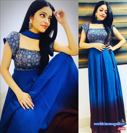 JananiIyer Latest Stills