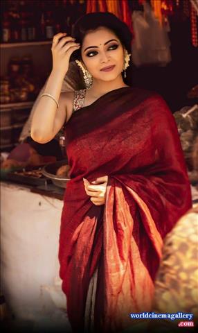 JananiIyer Latest Stills