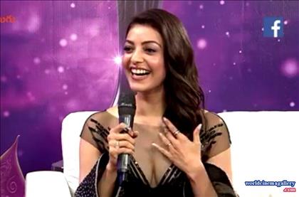 Kajal Aggarwal Hot Cleavage Stills at ZEE Apsara Awards 2018