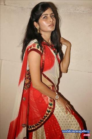 Madhumitha Hot Saree Stills