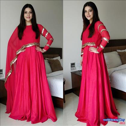 Mehreen Pirzada Stills At Zee Apsara Awards 2018