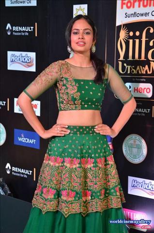Nandita Swetha Stills At IIFA Utsavam Awards 2017