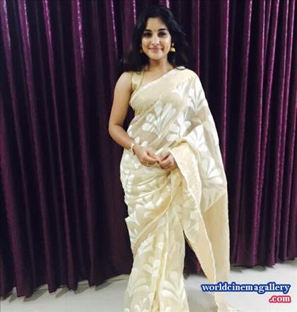 Niveda Thomas