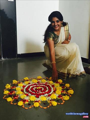 Niveda Thomas