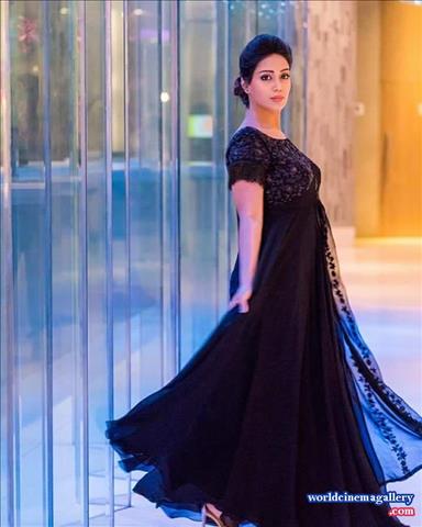 Nivetha Pethuraj Latest Photoshoot Stills - World Cinema Gallery