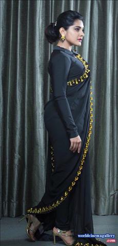 Nivetha Thomas Stills at Zee Apsara Awards 2018