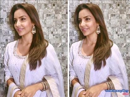 Priya Anand Hot Stills