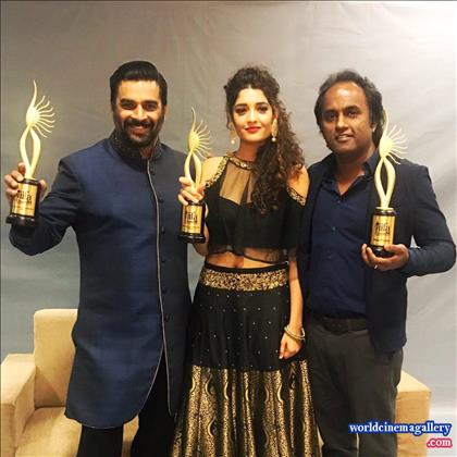 Ritika Singh Stills At IIFA Utsavam Awards 2017