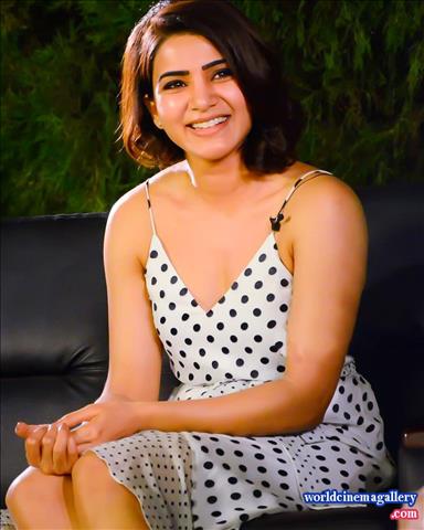 Samantha Stills from Rangasthalam Success meet