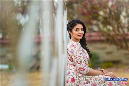 Sreemukhi Latest PhotoShoot Stills