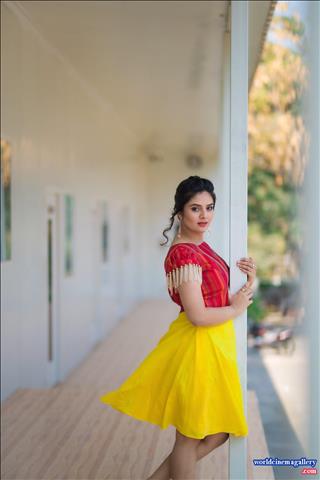 Sreemukhi Latest PhotoShoot Stills
